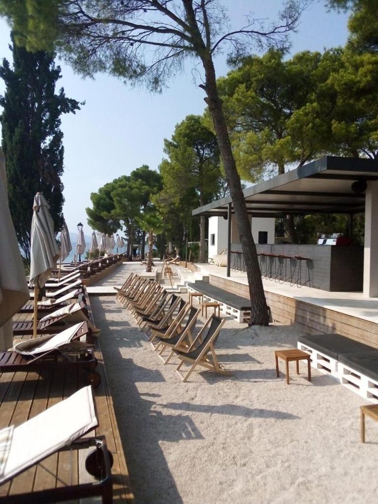 Riva Apartments Villa Thalia - Milna, Brac Milna  Eksteriør bilde