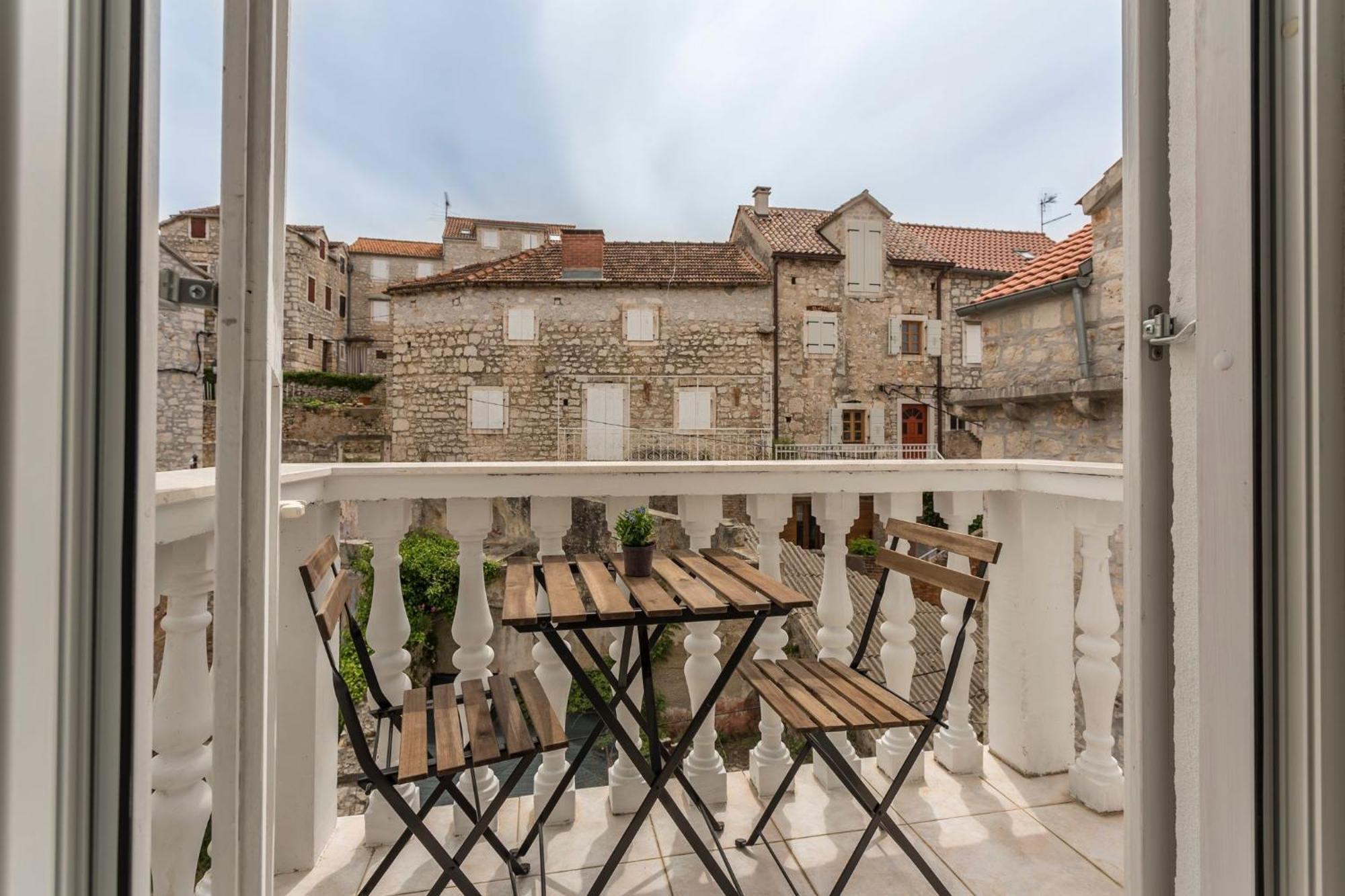 Riva Apartments Villa Thalia - Milna, Brac Milna  Eksteriør bilde