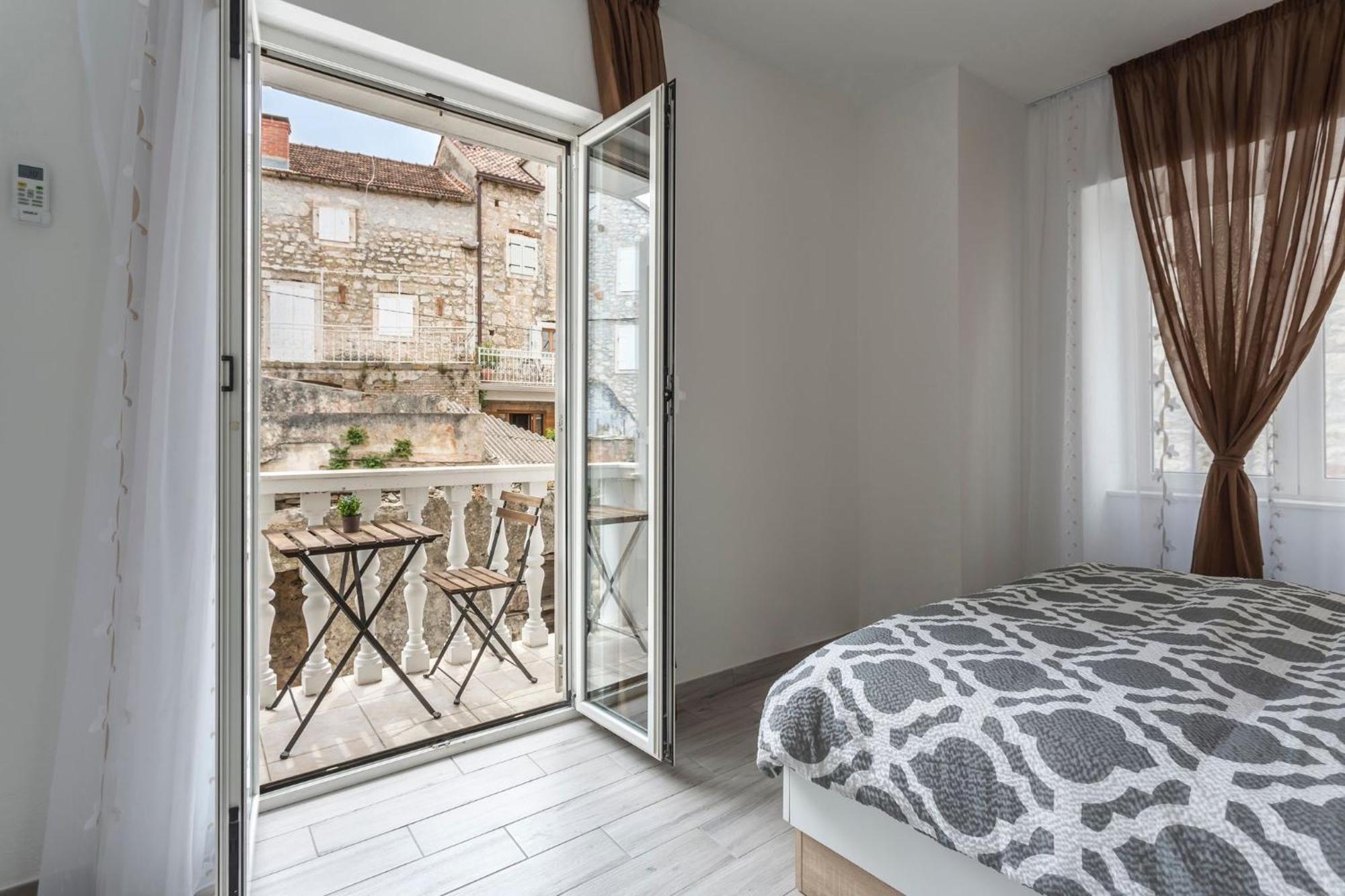 Riva Apartments Villa Thalia - Milna, Brac Milna  Eksteriør bilde